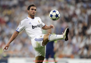 海豚直播-利物浦收购意甲传奇球队的影响及未来展望